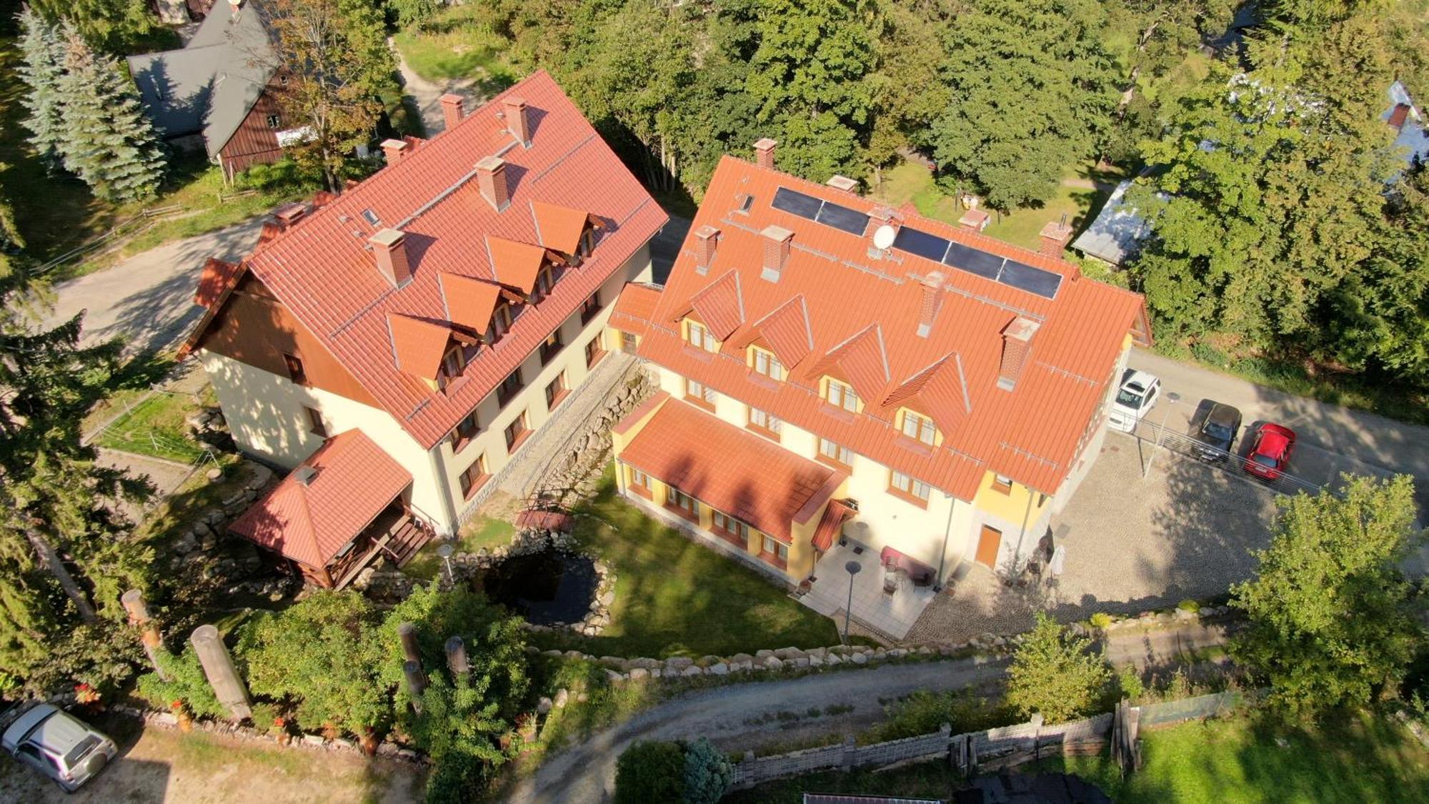 Hotel Dobry Klimat ชกลาร์สกา ปอเรมบา ภายนอก รูปภาพ