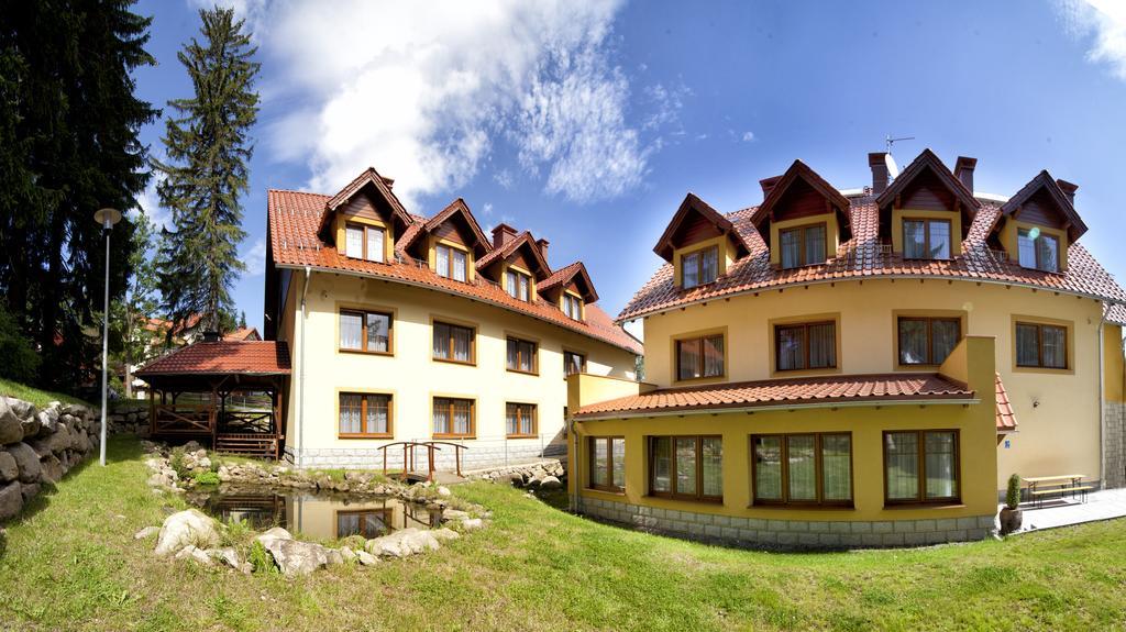 Hotel Dobry Klimat ชกลาร์สกา ปอเรมบา ภายนอก รูปภาพ