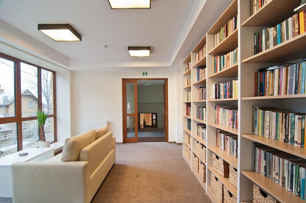 Hotel Dobry Klimat ชกลาร์สกา ปอเรมบา ภายนอก รูปภาพ