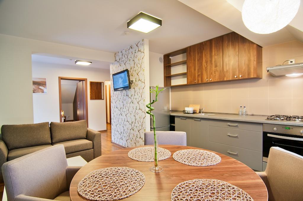 Hotel Dobry Klimat ชกลาร์สกา ปอเรมบา ภายนอก รูปภาพ